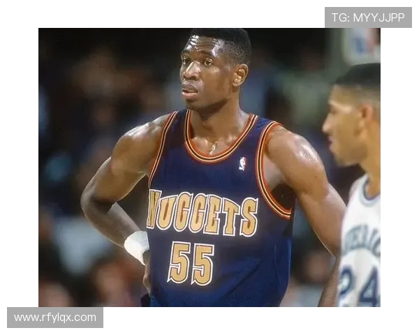 NBA传奇球星穆托姆博的盖帽艺术与慈善人生