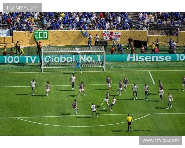 世俱杯比赛用球科技创新推动足球运动发展的实例 世俱杯比赛用球科技创新推动足球运动发展的实例