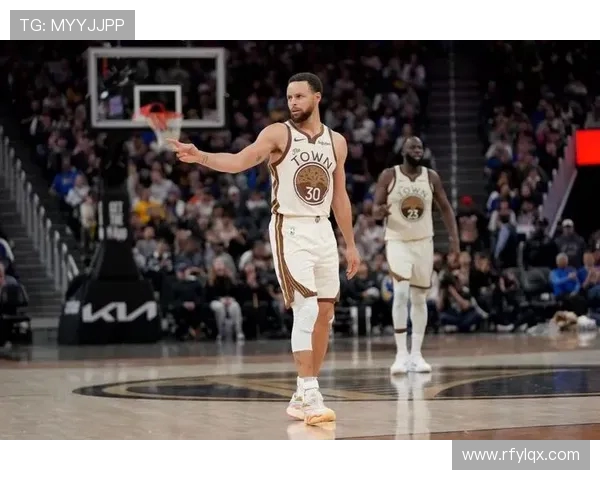 勇士队本赛季扣篮152次为社区基金会筹集38万元善款