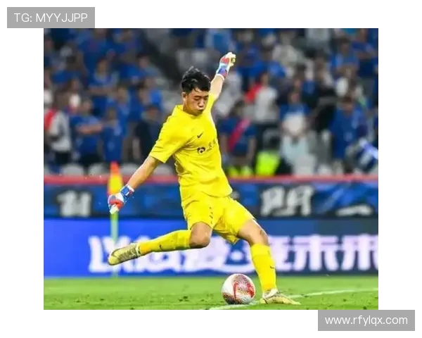 李帅执教U19国足门将晒合照与三位年轻门将共迎新挑战