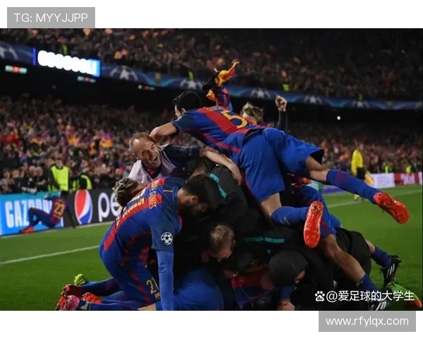 格子晒照背景巴萨球员瘫倒引热议配文直言这张照片实在太狠了